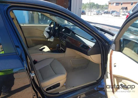 2007 BMW 530 из США, поврежденный, VIN WBANE73507CM56108